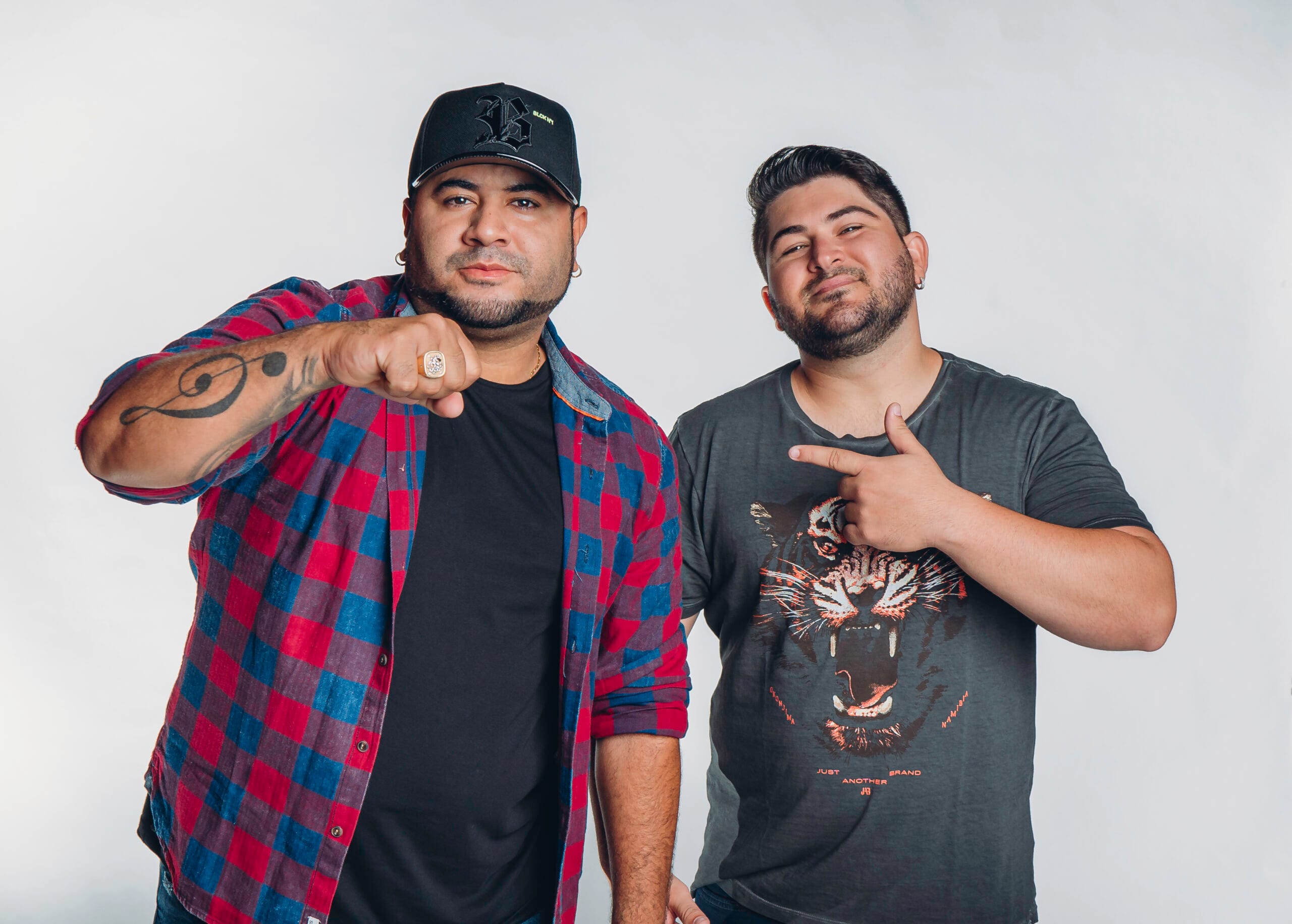 Os Barões da Pisadinha