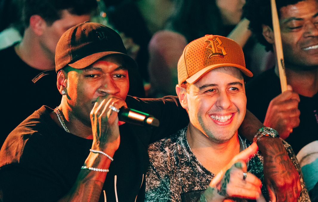 Ex-vocalista do Jeito Moleque, Bruno Diegues, fala sobre carreira solo: "Mais solto"