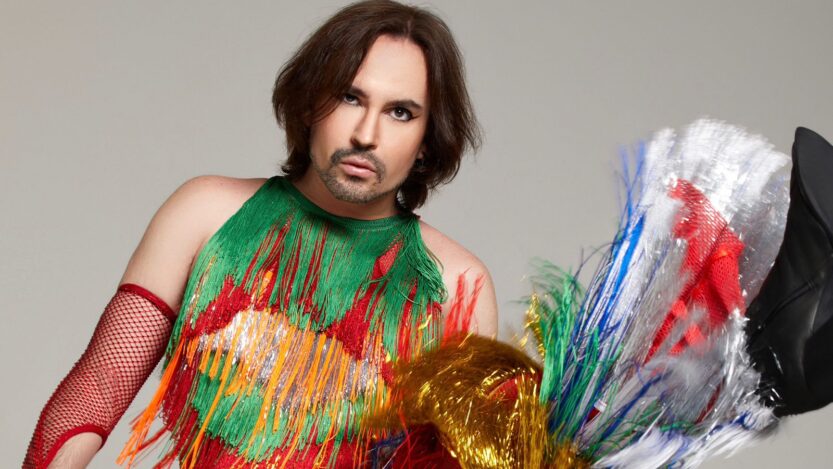 Johnny Hooker estreia turnê especial de 20 anos em São Paulo