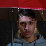 Após o sucesso da colaboração com Kyan na faixa "Randandan" e um crescente reconhecimento no Spotify,