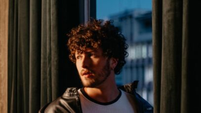 Bryan Behr estreia a DEJAVU TOUR com participação de Duda Beat, em São Paulo