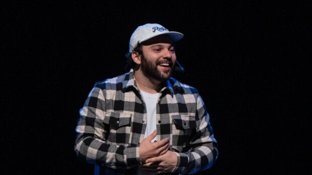 Raphael Ghanem retorna a São Paulo com cinco sessões especiais no Teatro Bradesco neste final de semana