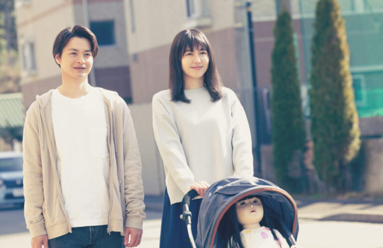 “DOLLHOUSE”, primeiro J-horror de Shinobu Yaguchi, chega ao Brasil