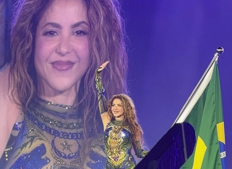 Shakira reúne 2 milhões de pessoas em Copacabana 