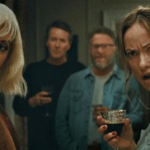 “O Convite” transforma as tensões de um relacionamento no melhor filme do ano