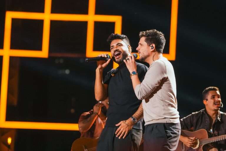 Fred & Fabrício divulgam “Sertanejo Respira (Deluxe)” com sete faixas inéditas