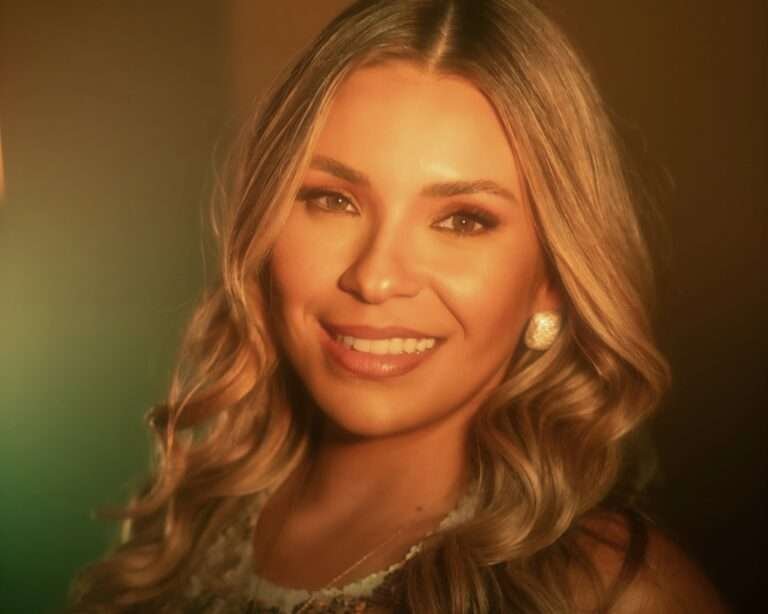 Cantora Elis Justi vive nova fase da carreira após sucesso nacional de “Cowgirl”