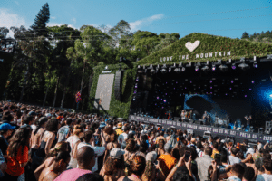 Rock The Mountain anuncia horários e datas dos shows da edição 2026